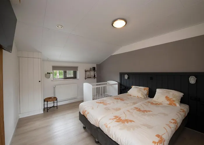 Boertel Lamperse Hei 3*