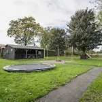 Boertel Lamperse Hei Отель Wanroij